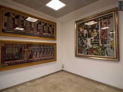 Si tratta dei progetti di due mosaici, realizzati su carta applicata su legno di faggio. Nel primo sono ritratte le personificazioni femminili dei sette diversi rami del diritto, mentre il secondo raffigura una maestosa Giustizia, rappresentata come una donna dal lungo collo e dotata di grandissime ali